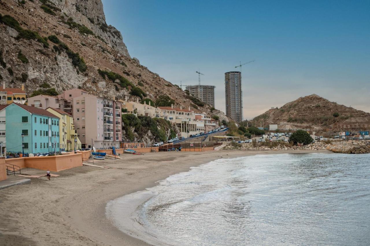 Beachfront Maisonette Gibraltar Exterior photo