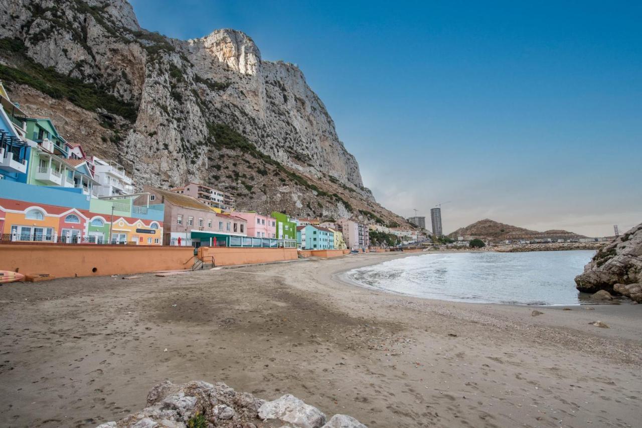 Beachfront Maisonette Gibraltar Exterior photo